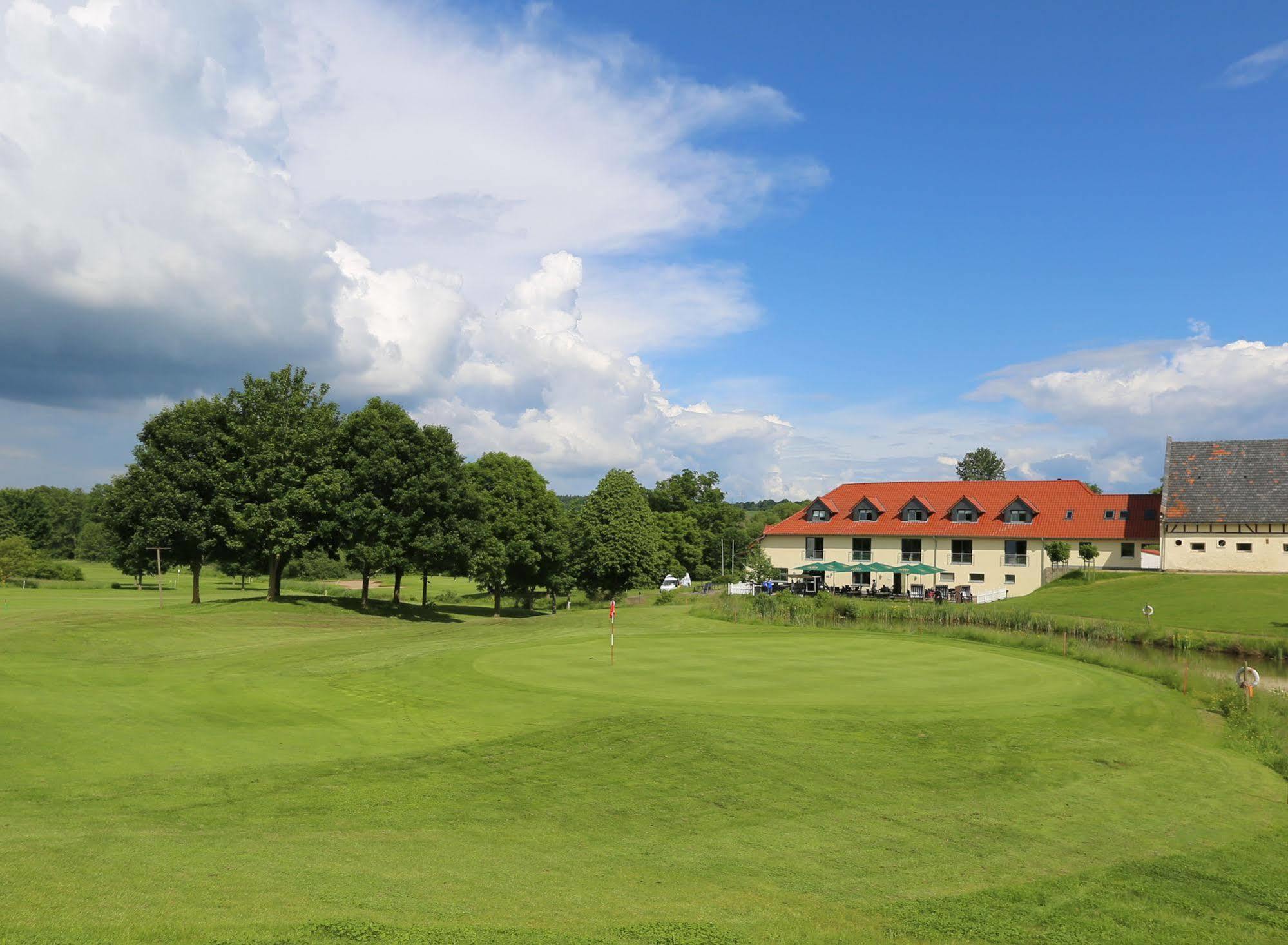 Apartments Golfpark Schlossgut Sickendorf Lauterbach  Exterior photo
